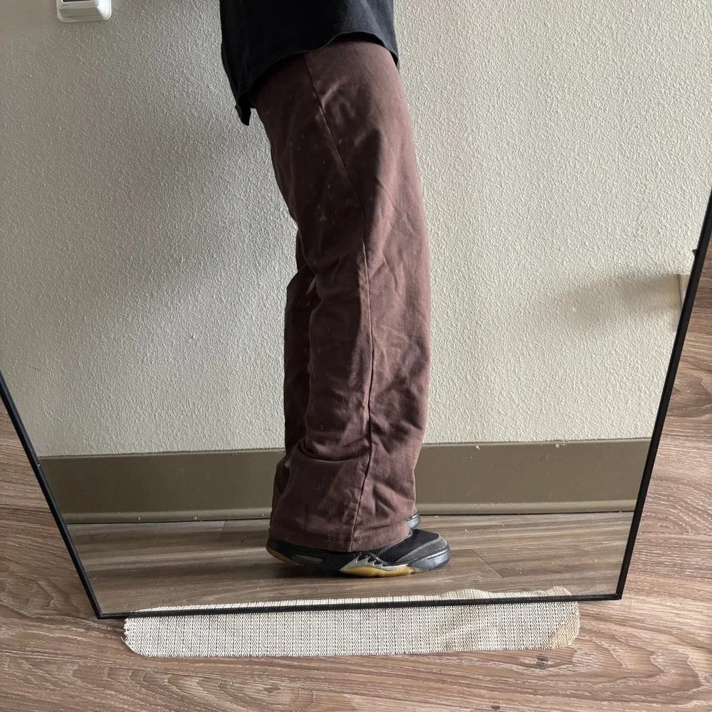 Vintage Y2K/2000s Brown Athletic Essential Sweatpants! Fits M